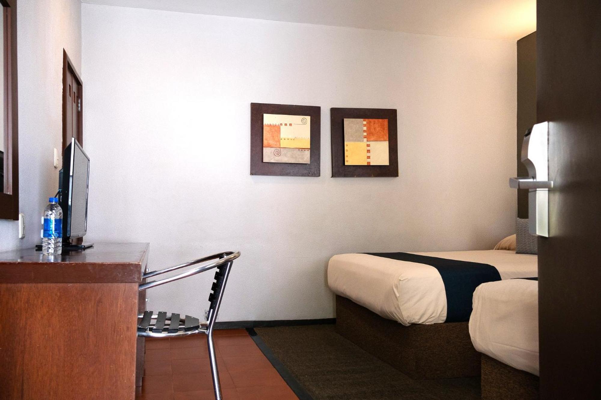 Hotel Panamerican Puebla Bagian luar foto